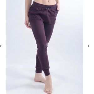 Like new ZYIA plum unwind joggers, XL